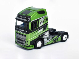 Bburago Volvo FH16 Globetrotter 750 XXL zelená 1:43